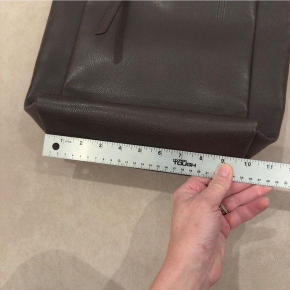 Thacker Anya Tote Purse • brown - Picture 9 of 16